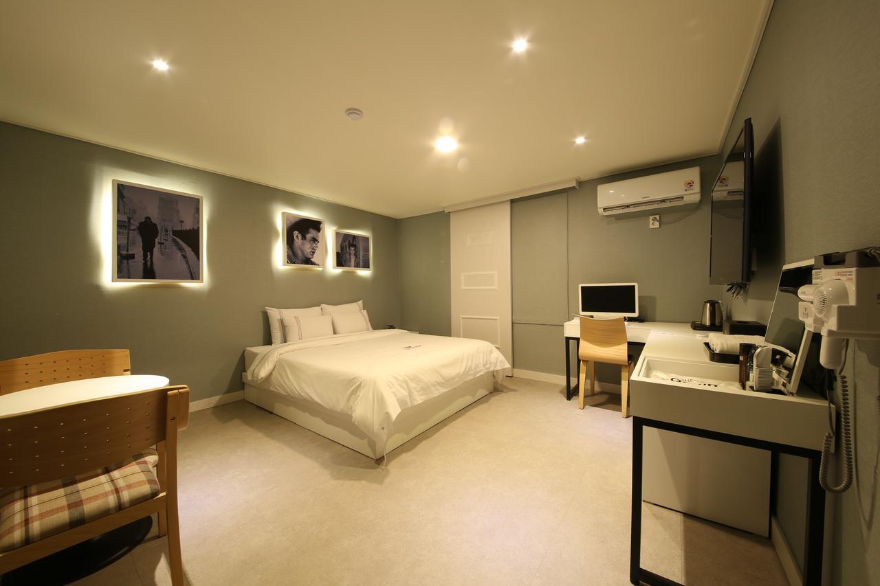 Winner Hotel Jeonju Exteriör bild