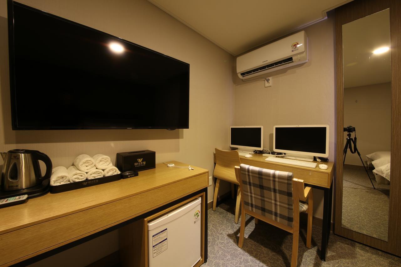 Winner Hotel Jeonju Exteriör bild